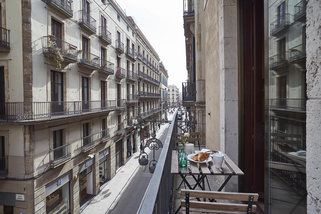 Ainb Gothic-Jaume I Apartments Барселона Экстерьер фото
